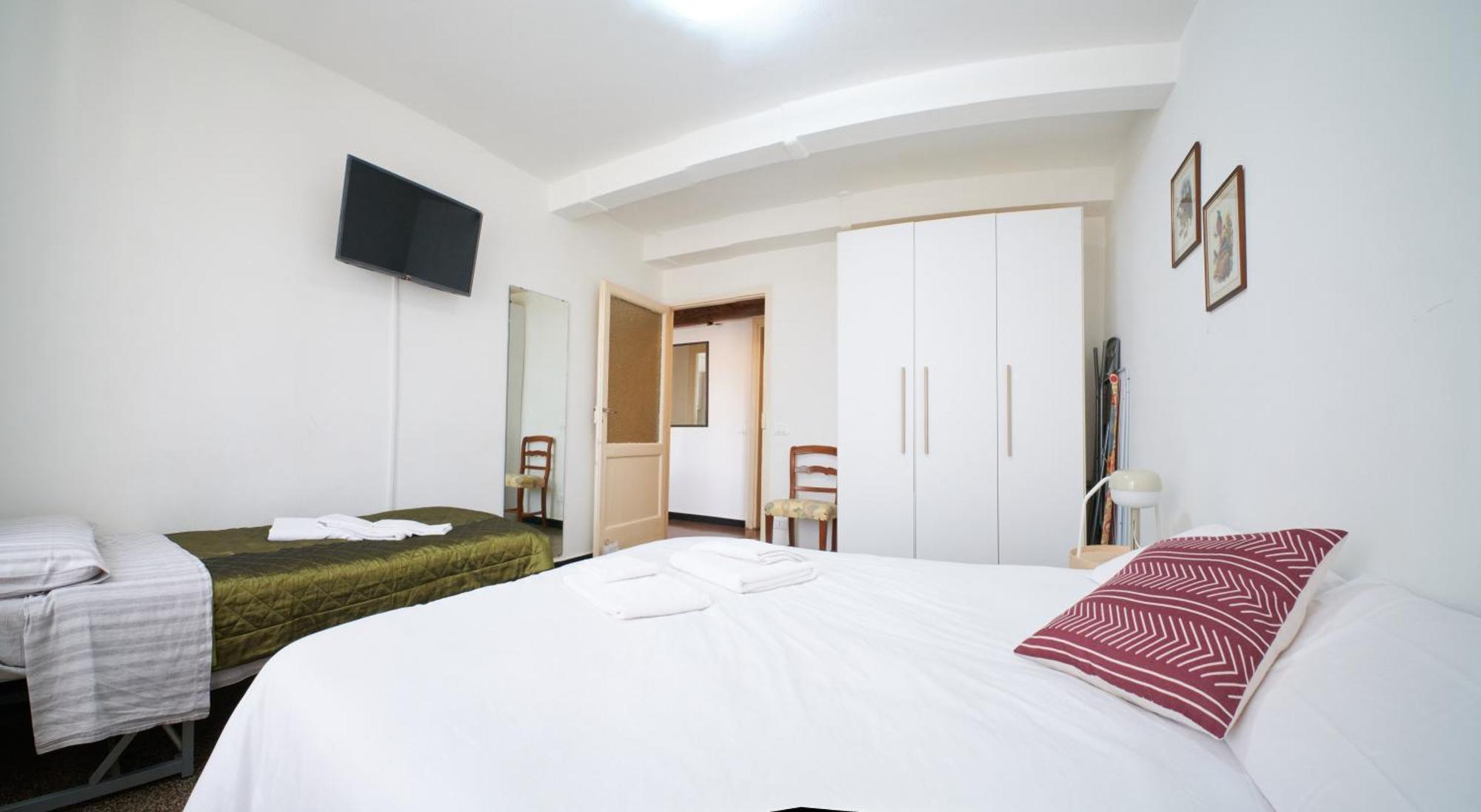 Ferienwohnung Cavour La Citta Vecchia Genua Exterior foto